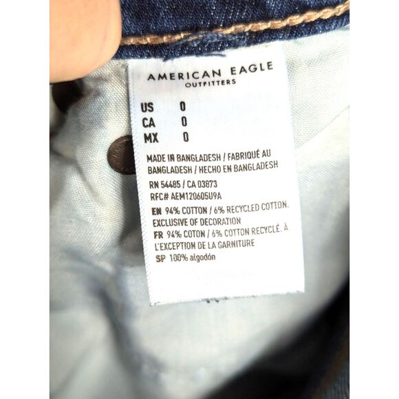 AMERICAN EAGLE Tom Girl Distressed Denim Short Dark Wash Hippie Beach Size 0 - Picture 8 of 8